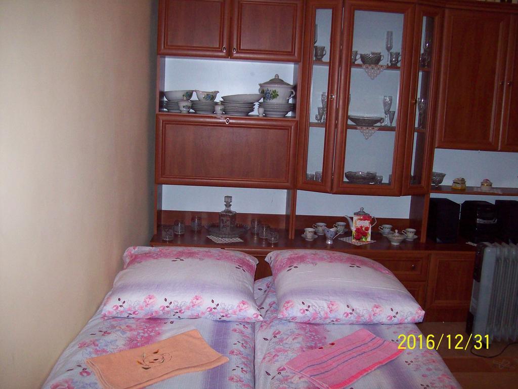 Natalia Vendeghaz Hotel Csetfalvat Exterior foto